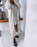 gruby sweter długi jasny