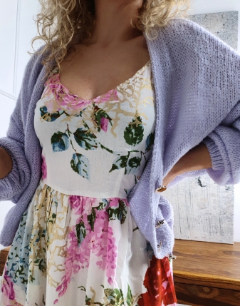 Długa sukienka na ramiączkach Lanai liliowy sweter