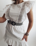 SUKIENKA LETNIA Z HAFTOWANYMI RĘKAWAMI 3 sukienka damska dzianinowa bawełniana ecru z ażurowymi rękawami 14595
