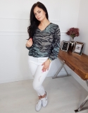 BLUZKA KHAKI Z DEKOLTEM  TIGER 7 wzorzysta elegancka bluzka damska  z dekoltem  BUTIK online, odzież 3864