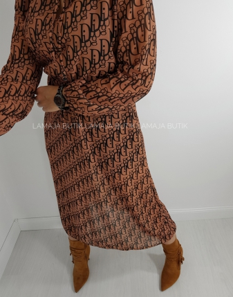 SUKIENKA  DIOR LA FEMME 7 damska brązowa sukienka midi z napisami Dior modna camel , stylizacje 6806