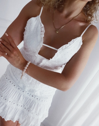 Biała sukienka bawełniana z koronką